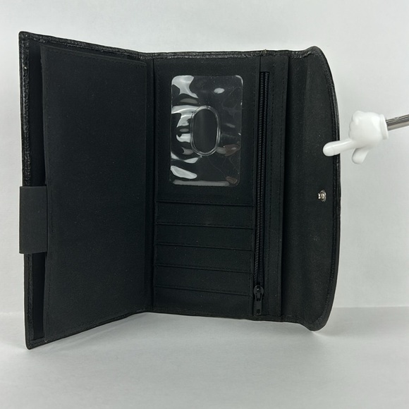 Buxton Black Leather Clutch Wallet - Picture 4 of 7